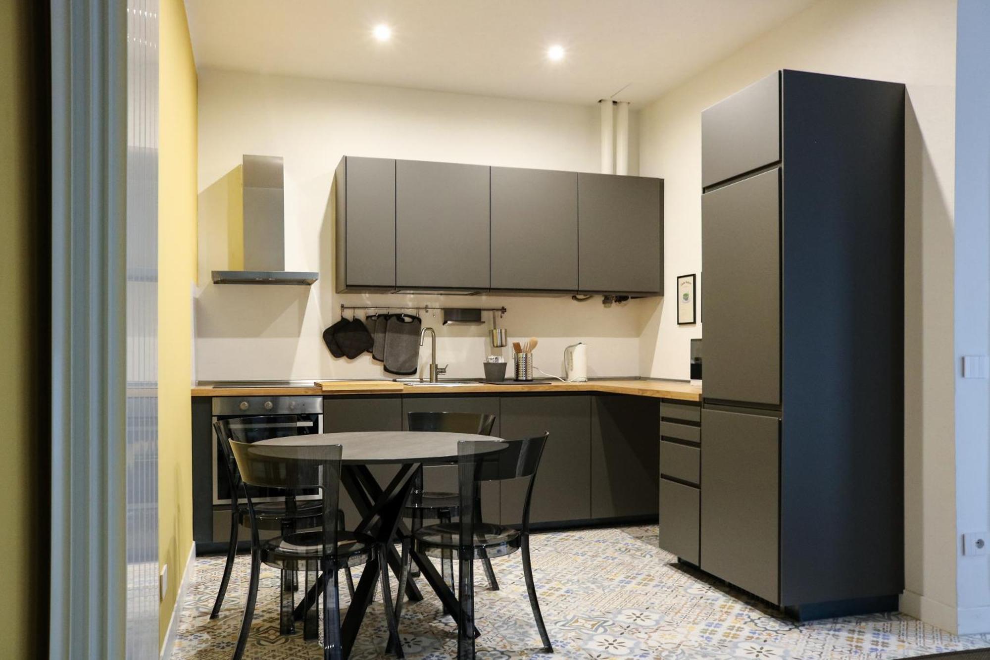 Rrrapido In Corso San Gottardo - 4 People Appartement Milaan